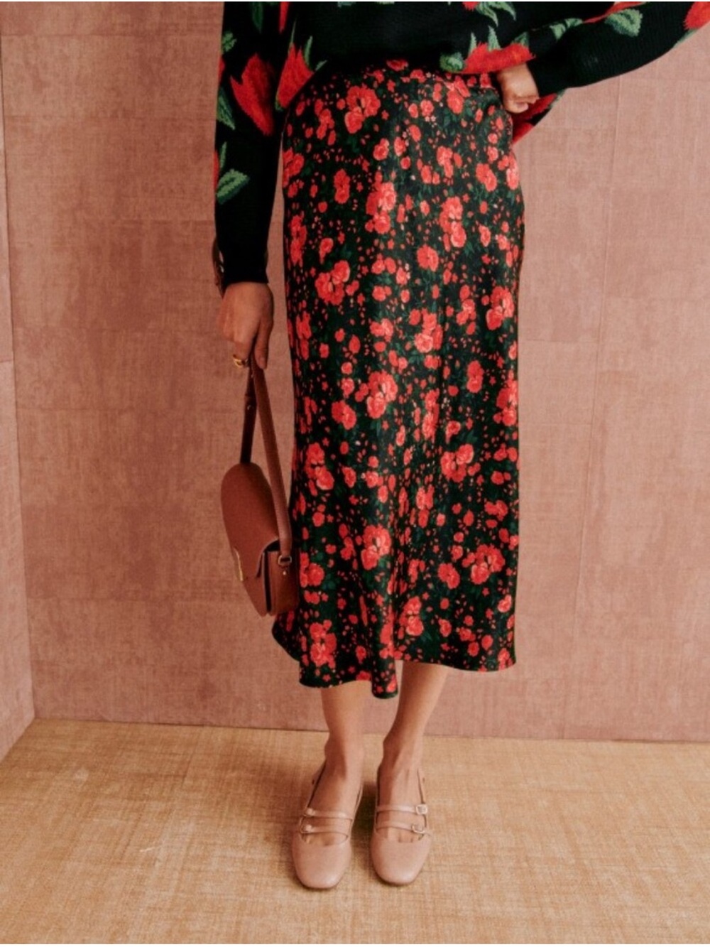 Sezane Sandy Skirt in Black Black & Red Floral print, size 36 (US 4) like new!